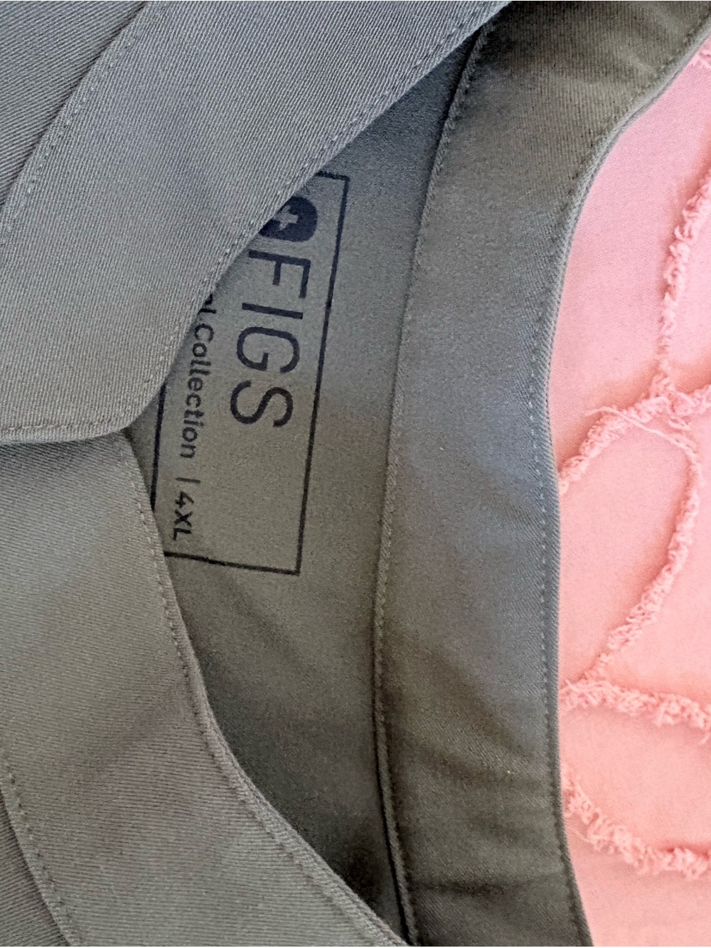 Figs scrub set - Picture 2 of 3